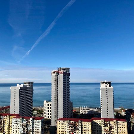 באטומי Cozy Bright Apartment With Amazing Sea View מראה חיצוני תמונה