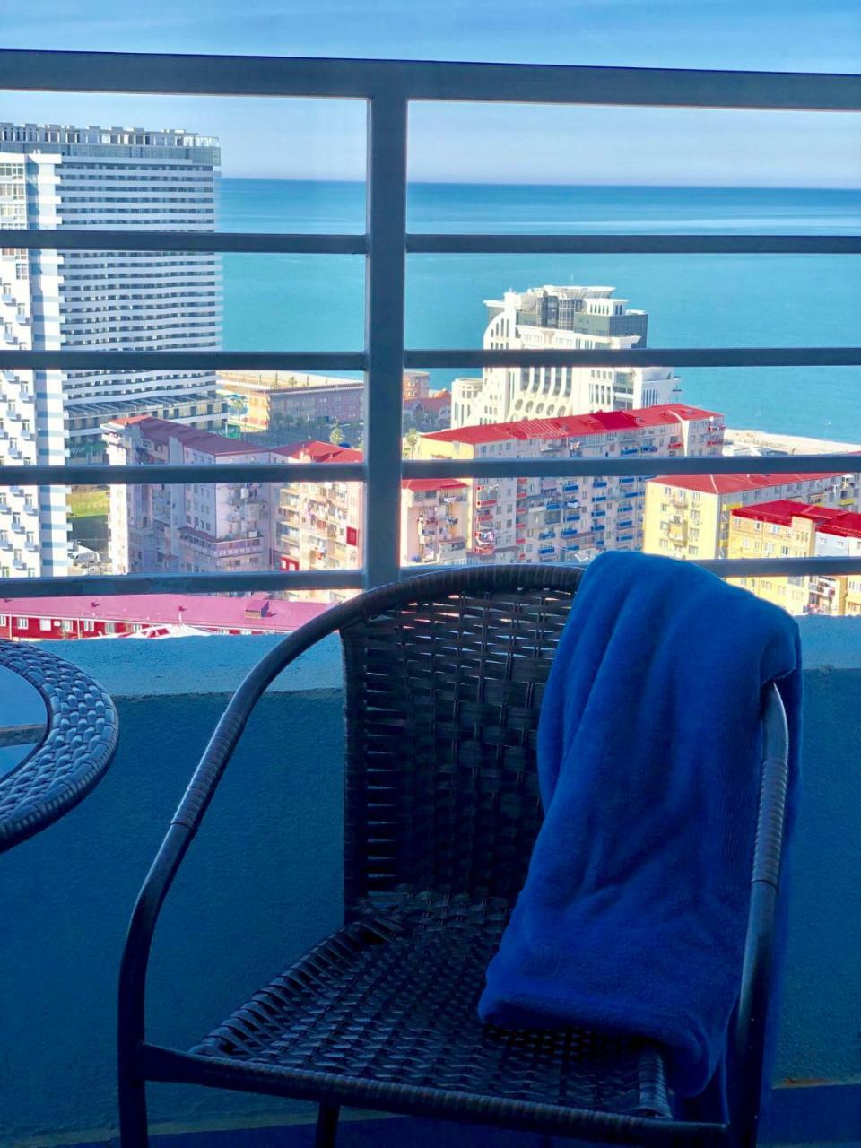 באטומי Cozy Bright Apartment With Amazing Sea View מראה חיצוני תמונה