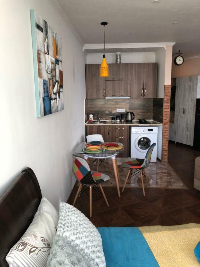 באטומי Cozy Bright Apartment With Amazing Sea View מראה חיצוני תמונה